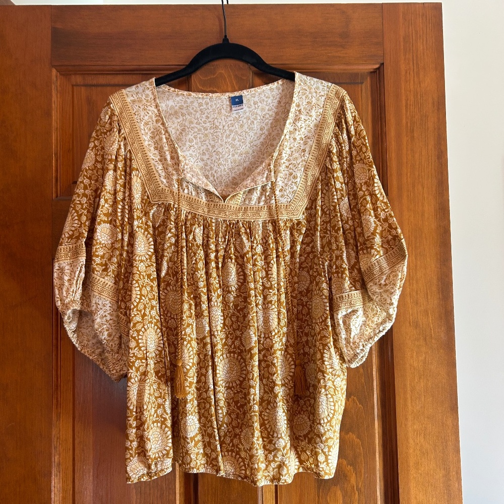 Women’s Old Navy Blouse